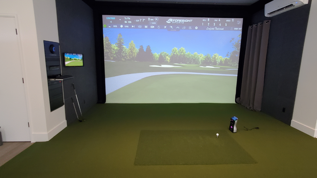 Best Retractable Simulators indoor golf setup