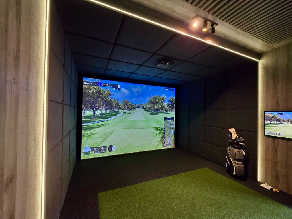 TrackMan iO ceiling mount bracket and installation hardware