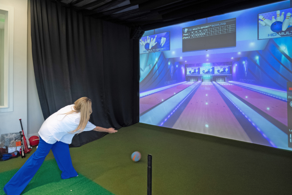 Bryson's Launch Monitor indoor golf setup